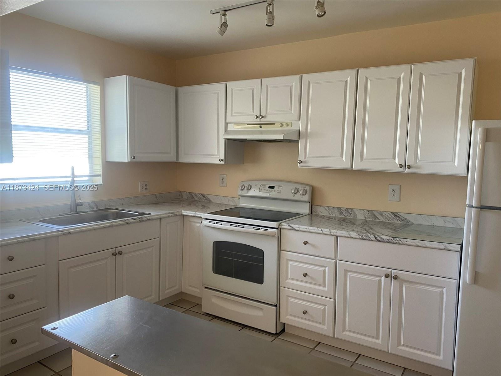 10772 La Placida Drive 7301 — photo 3