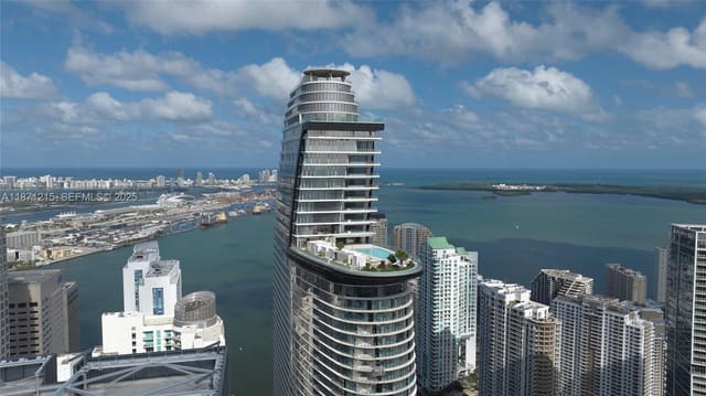 300 Biscayne Blvd Way 503C, 300 Biscayne Blvd Way Cond, Miami, FL