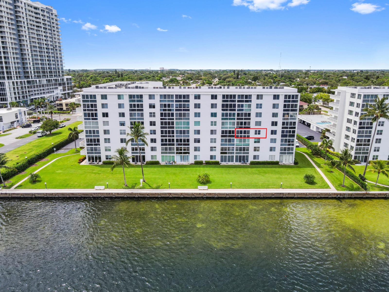 301 Lake Shore Drive 402, Lake Park, FL 33403