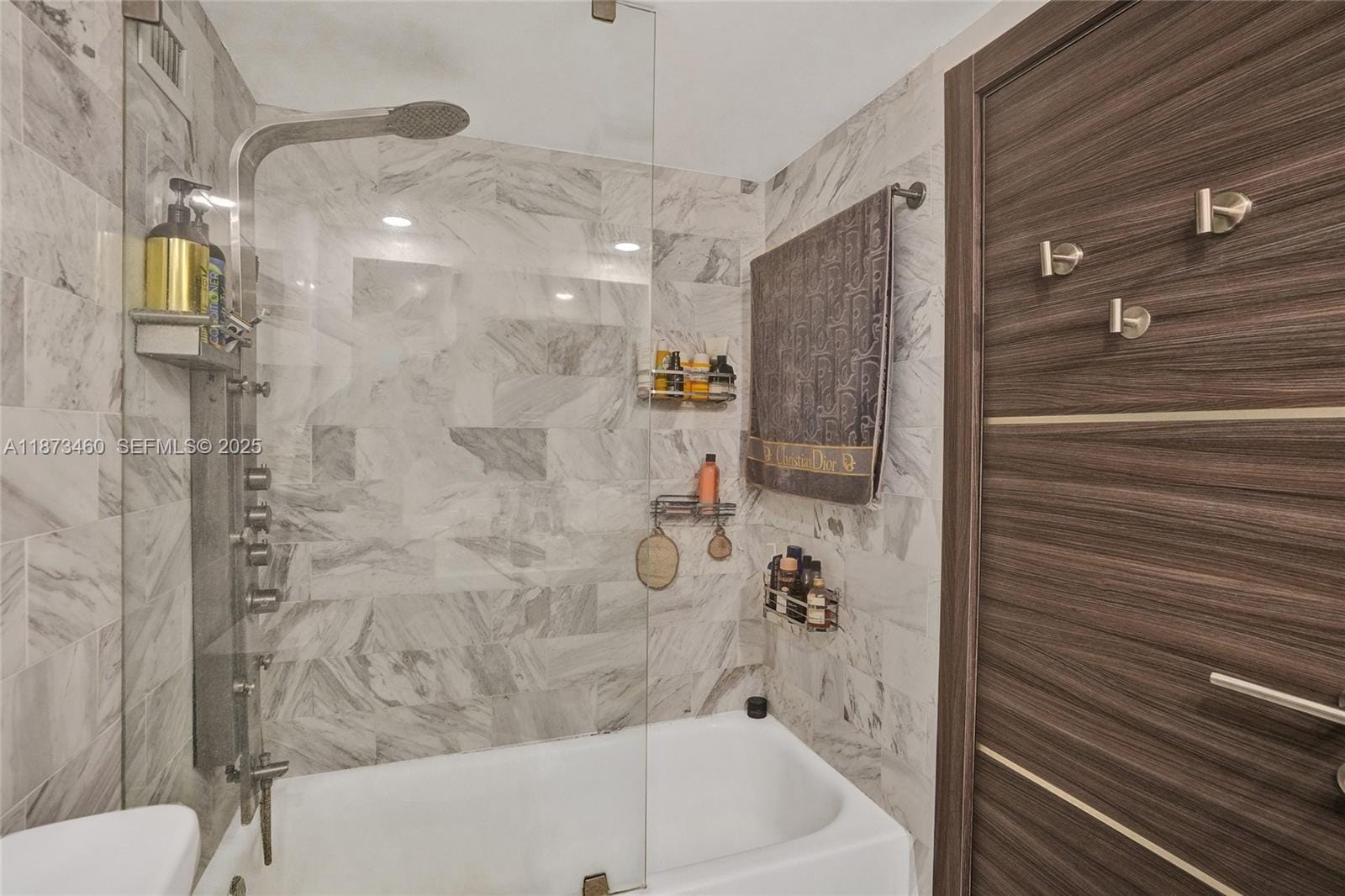 5401 Collins Avenue 424, Miami Beach, FL 33140 photo 18