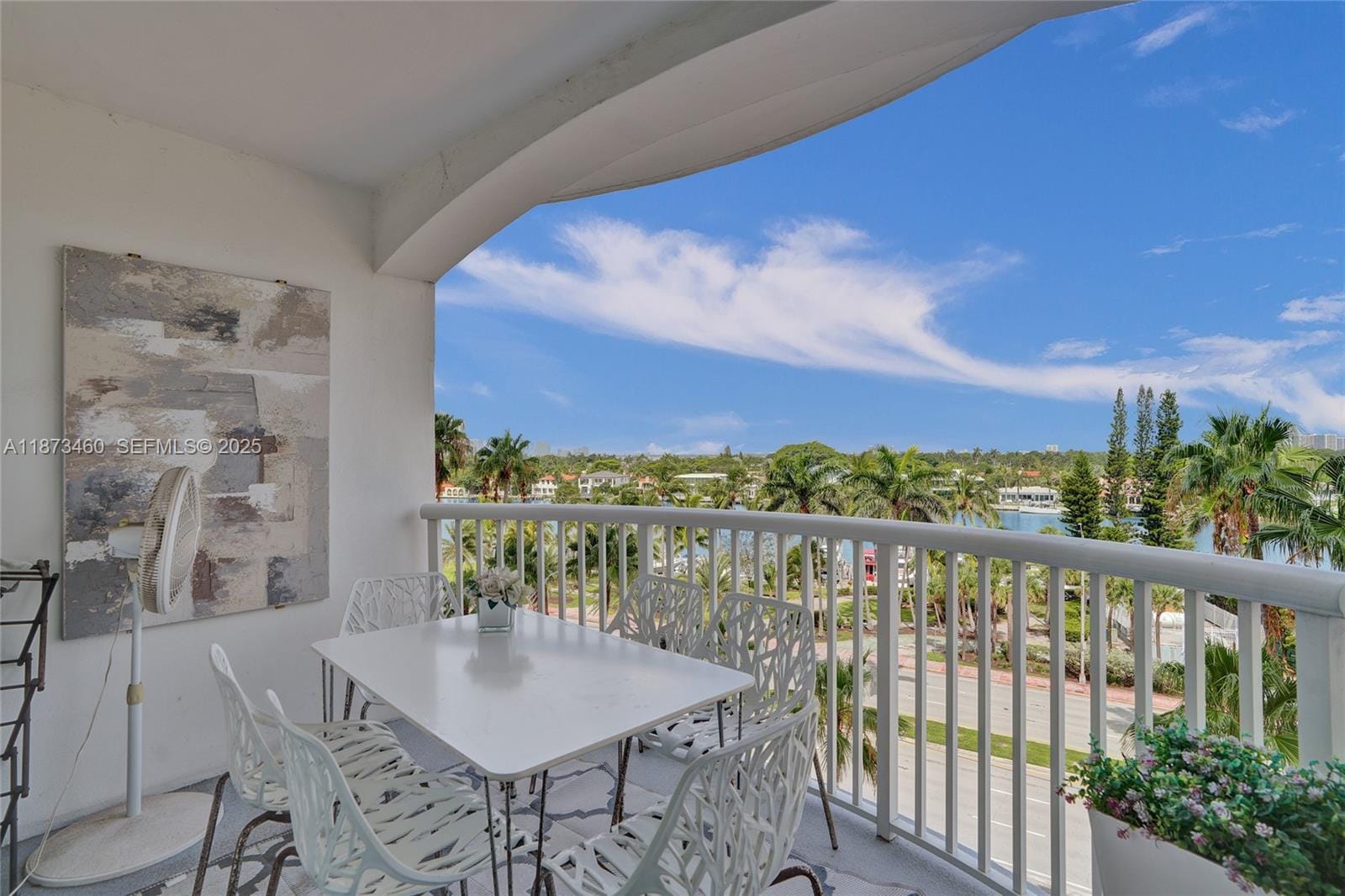 5401 Collins Avenue 424, Miami Beach, FL 33140 photo 22