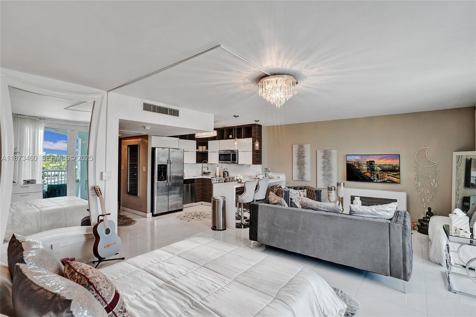 5401 Collins Avenue 424, Miami Beach, FL 33140 photo 7