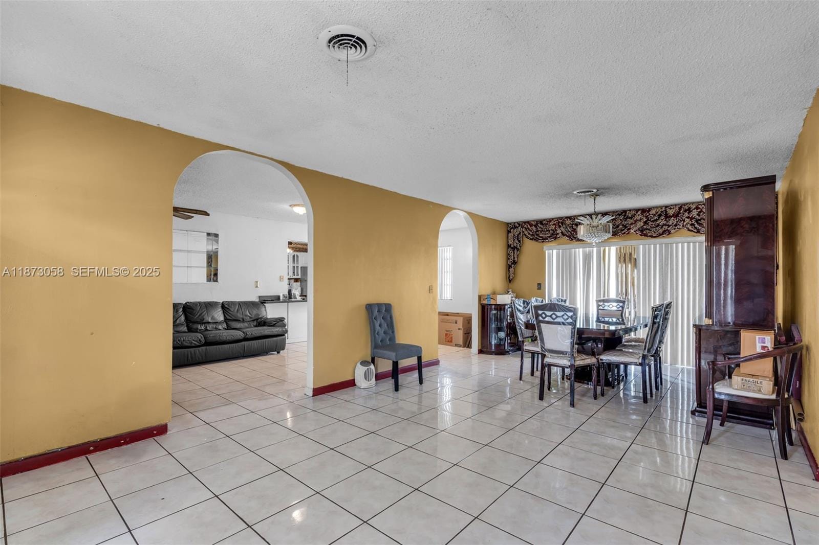 105 NE 213th Street, Miami Gardens, FL 33179 photo 5