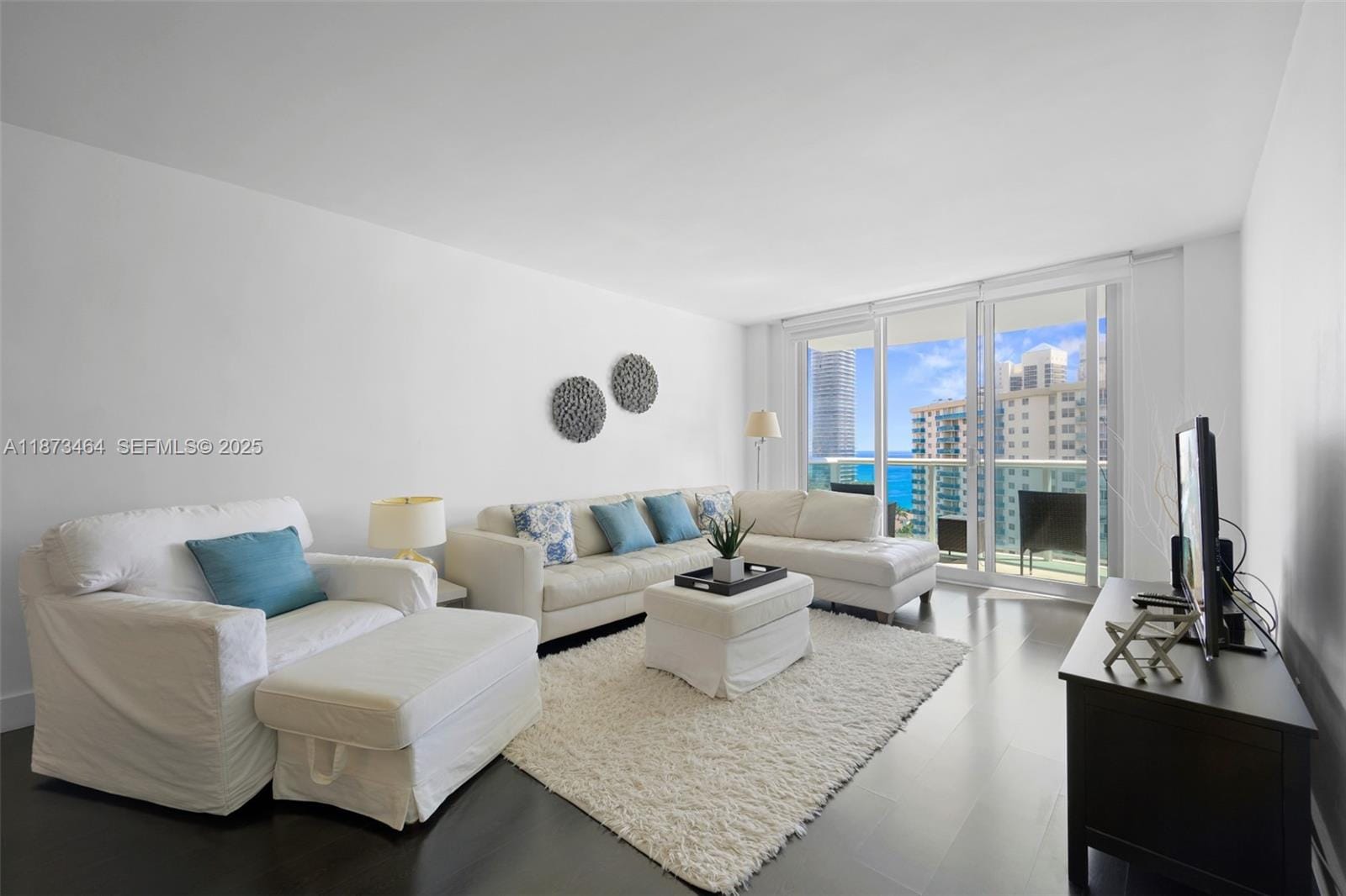 19380 Collins Avenue 1414 — photo 3