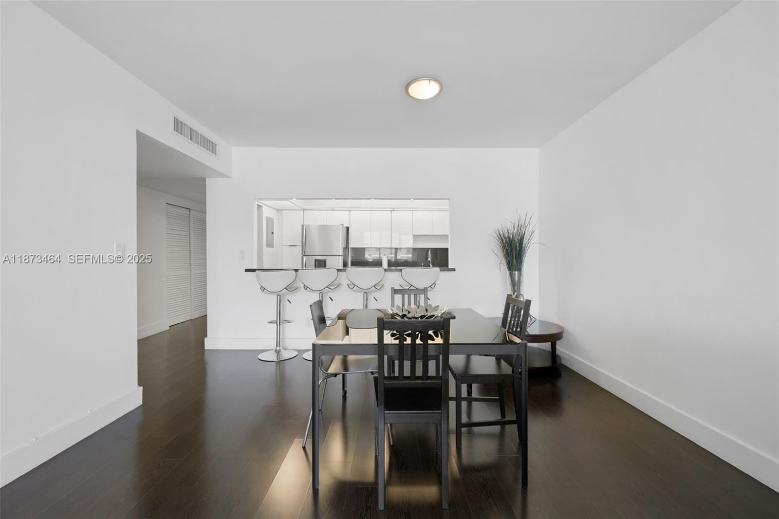19380 Collins Avenue 1414 — photo 7