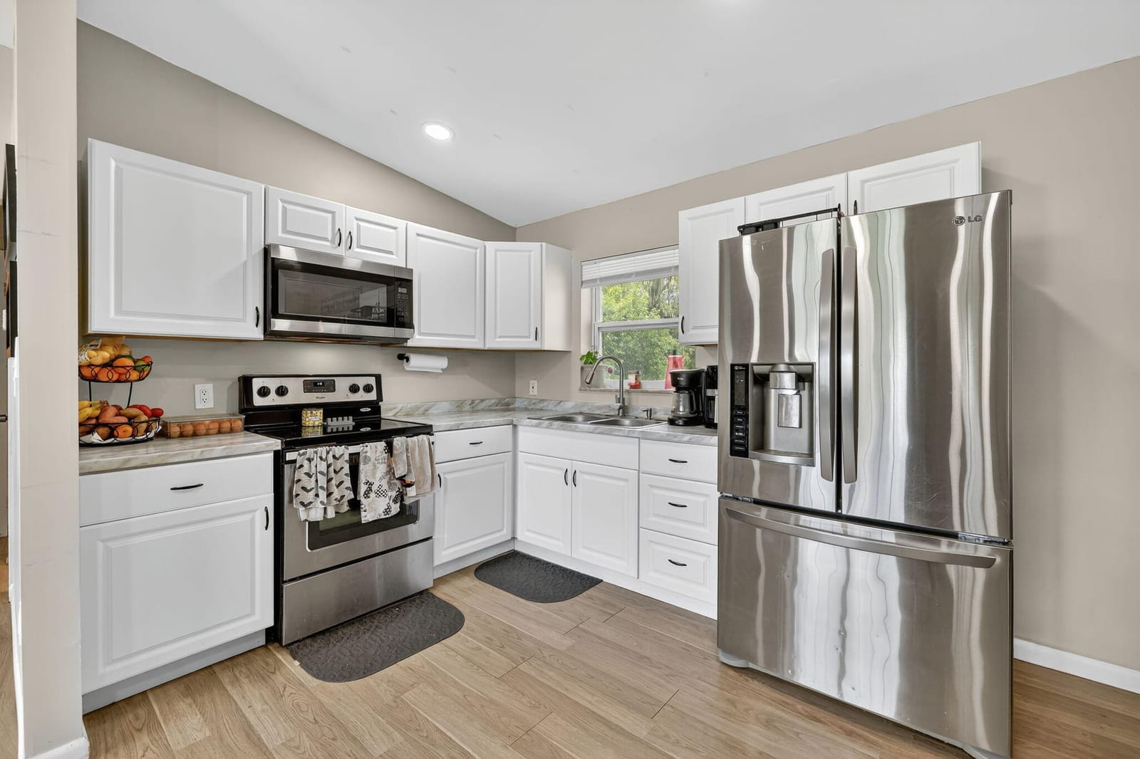7905 Penny Lane — photo 8