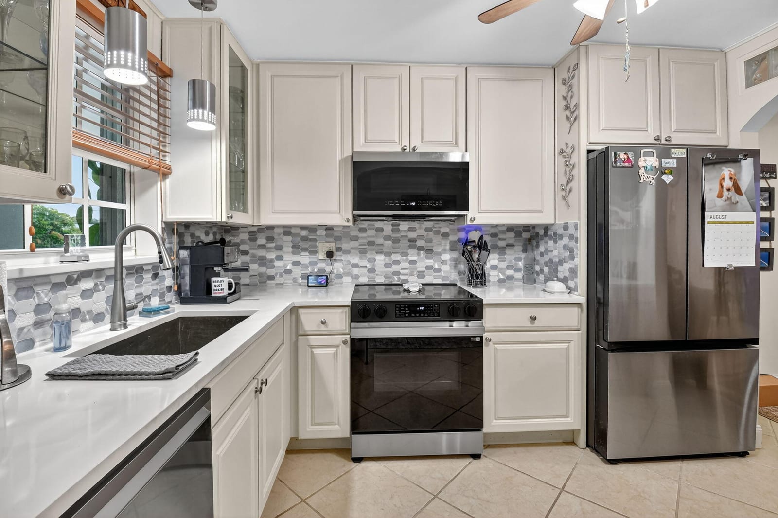 769 Jeffery Street 2-203 — photo 8