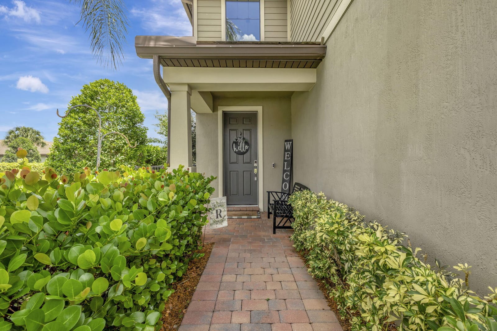 593 SE Monet Drive, Port St. Lucie, FL 34984 photo 4