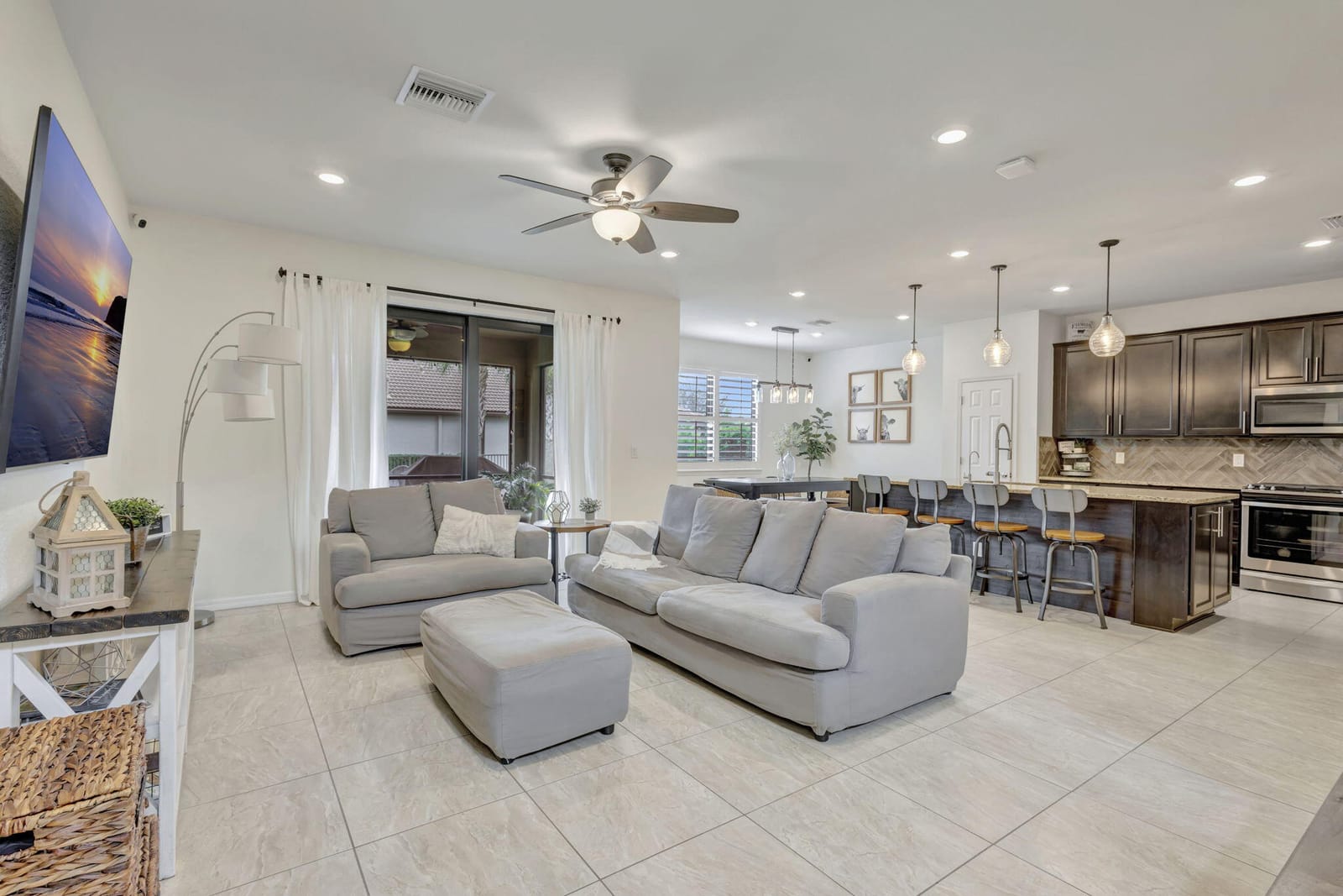 593 SE Monet Drive, Port St. Lucie, FL 34984 photo 8