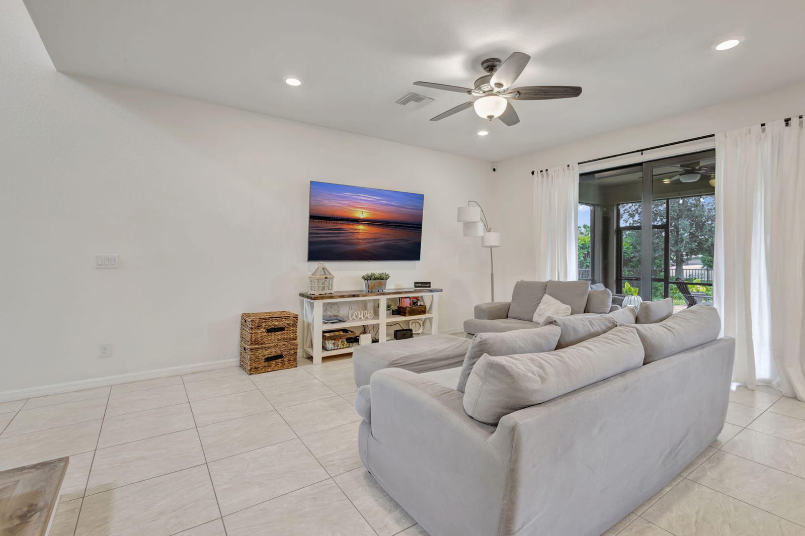 593 SE Monet Drive, Port St. Lucie, FL 34984 photo 10