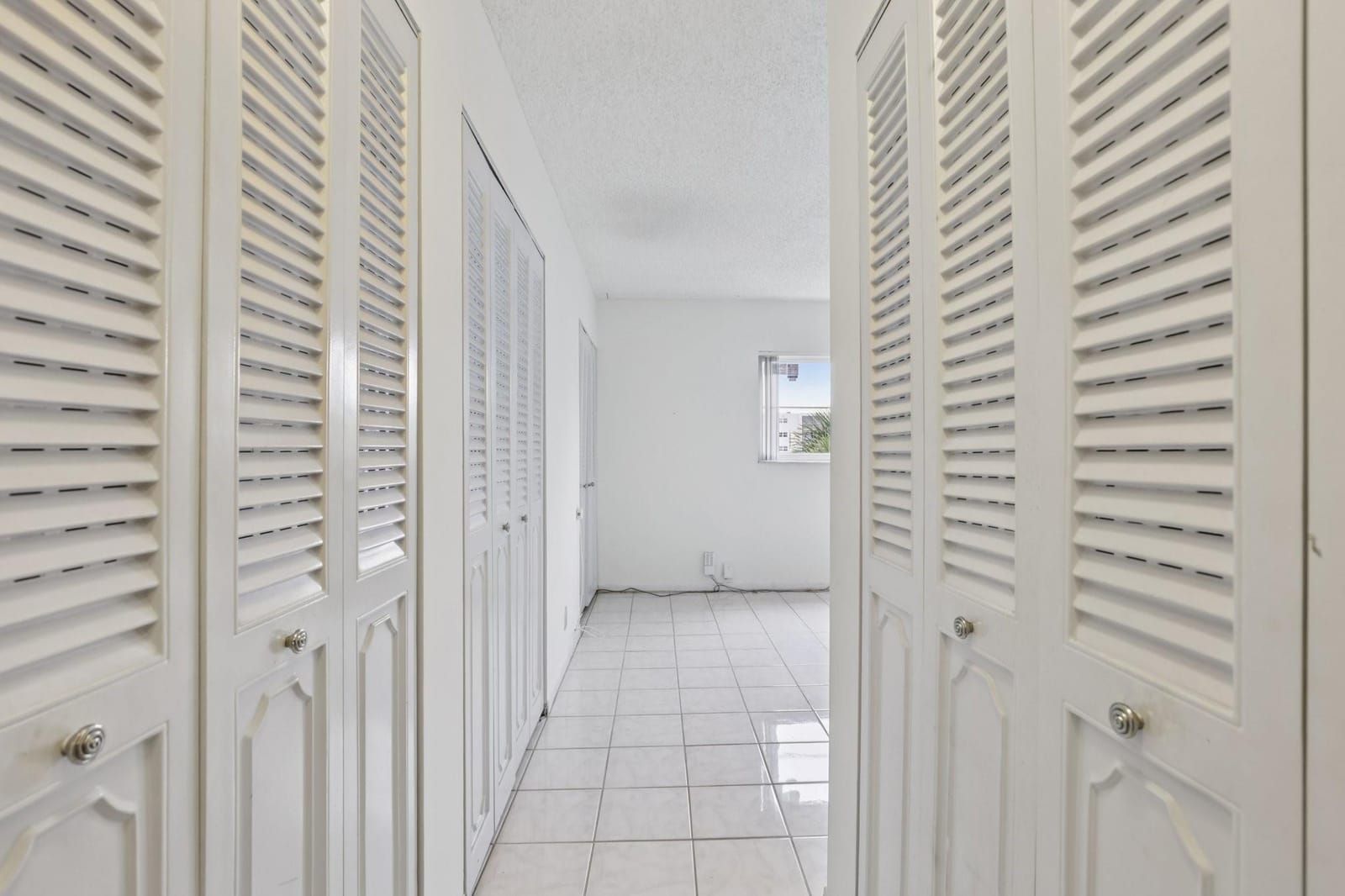 1024 SE 4th Avenue 204, Dania Beach, FL 33004 photo 18