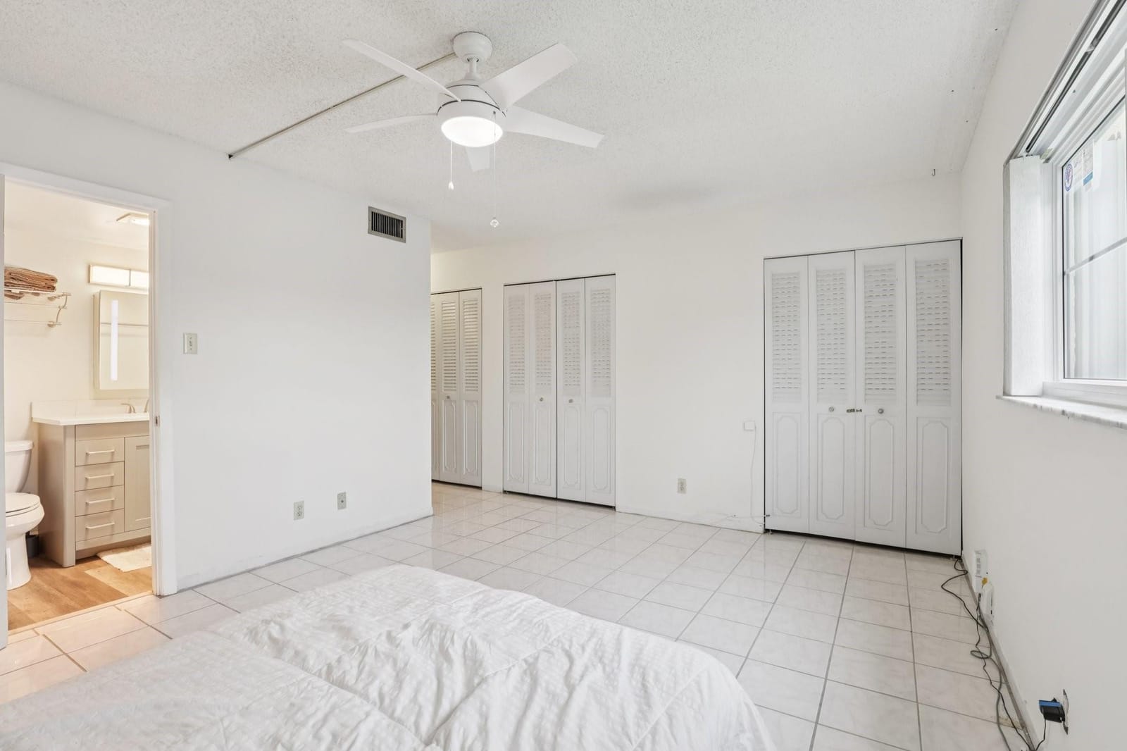 1024 SE 4th Avenue 204, Dania Beach, FL 33004 photo 21