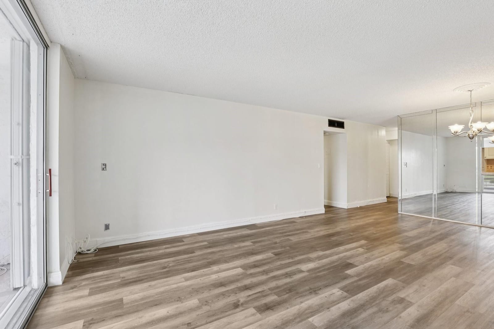 1024 SE 4th Avenue 204, Dania Beach, FL 33004 photo 7