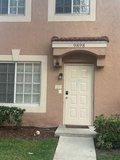 9898 Kamena Circle 9898 — photo 2