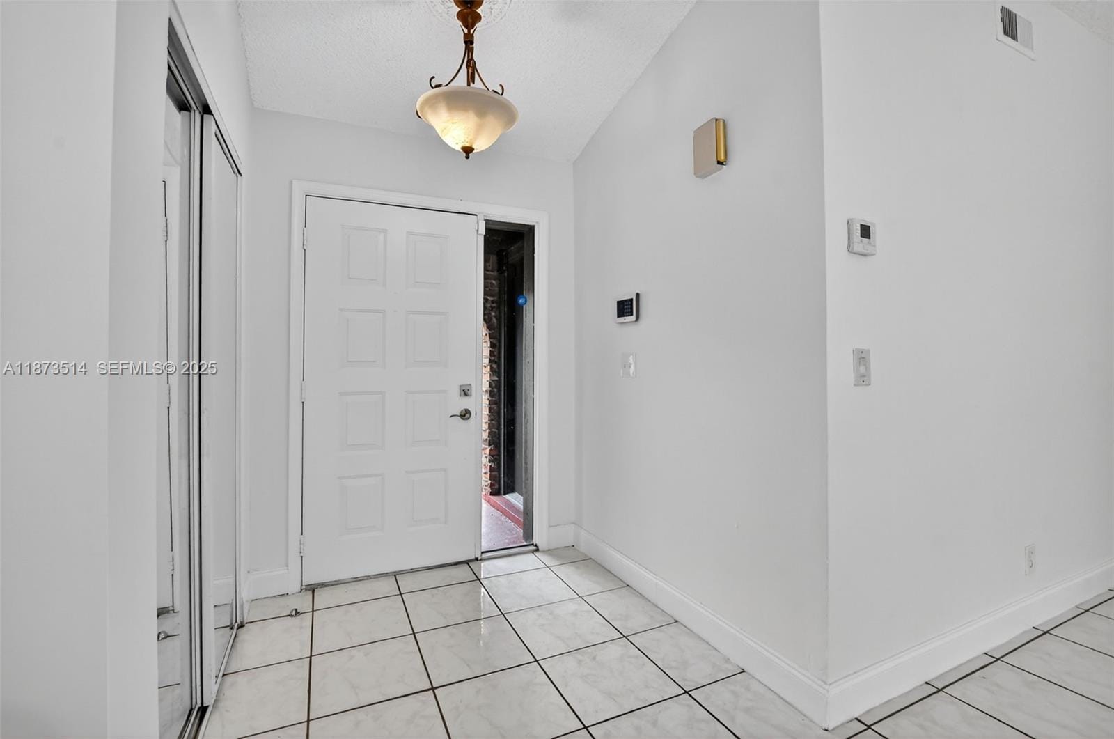 9261 NW 49th Place — photo 5