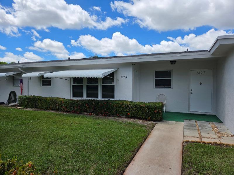 7205 W Oakridge Circle, Lake Worth, FL 33462, Lake Worth
