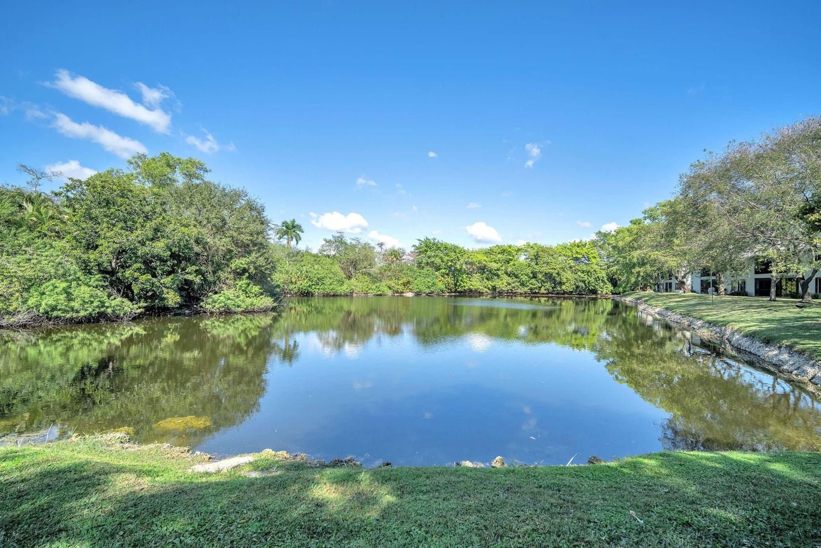 3815 Carambola Circle 28108, Pompano Beach, FL 33066 photo 26