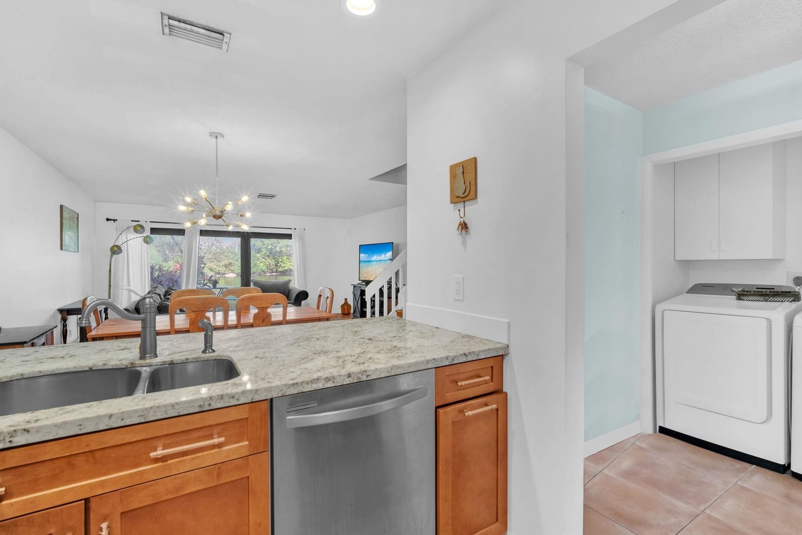 3815 Carambola Circle 28108 — photo 7