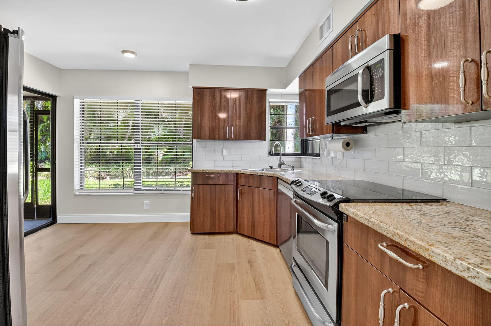 2408 Aspen Way 2408, Boynton Beach, FL 33436 photo 13