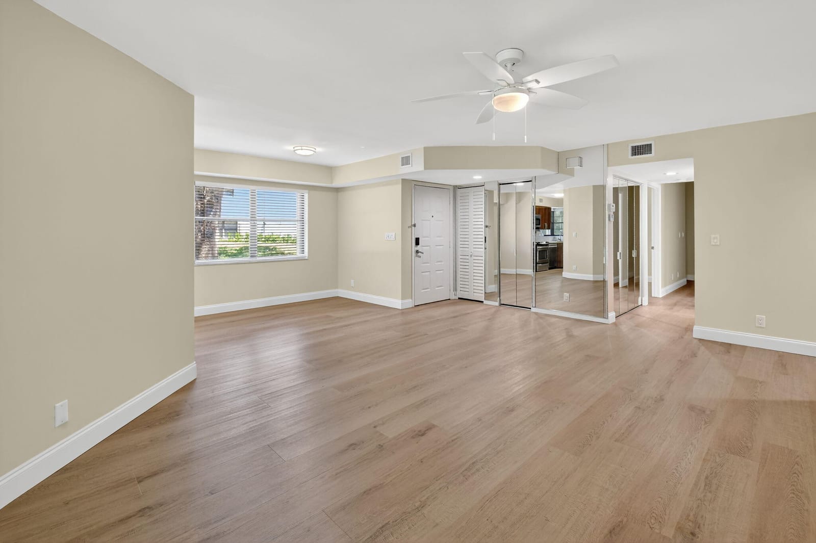 2408 Aspen Way 2408, Boynton Beach, FL 33436 photo 6