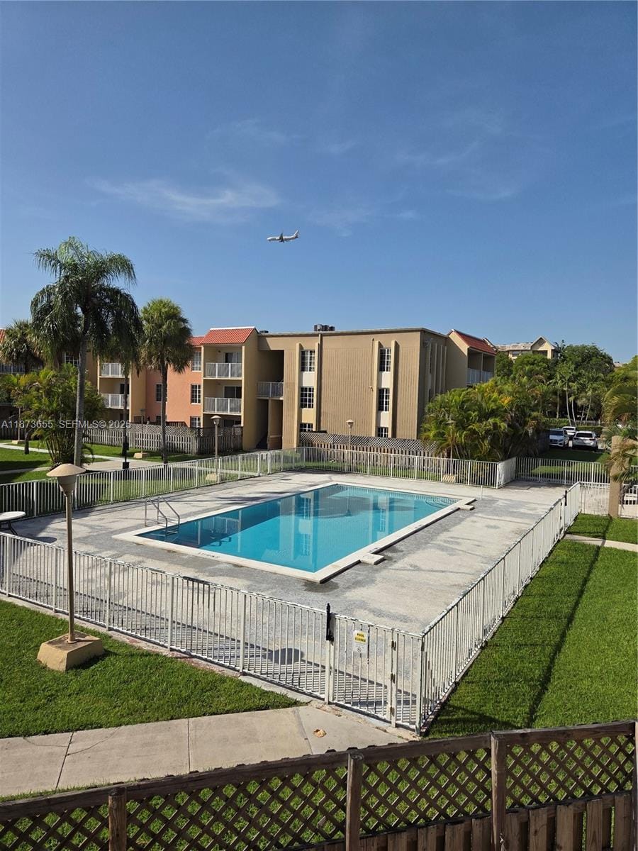 5231 Geneva Way 205, Doral, FL 33166 photo 16