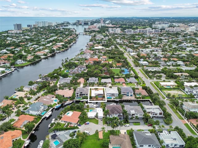 531 Silver Lane, sold in Golden Harbour, Boca Raton, FL