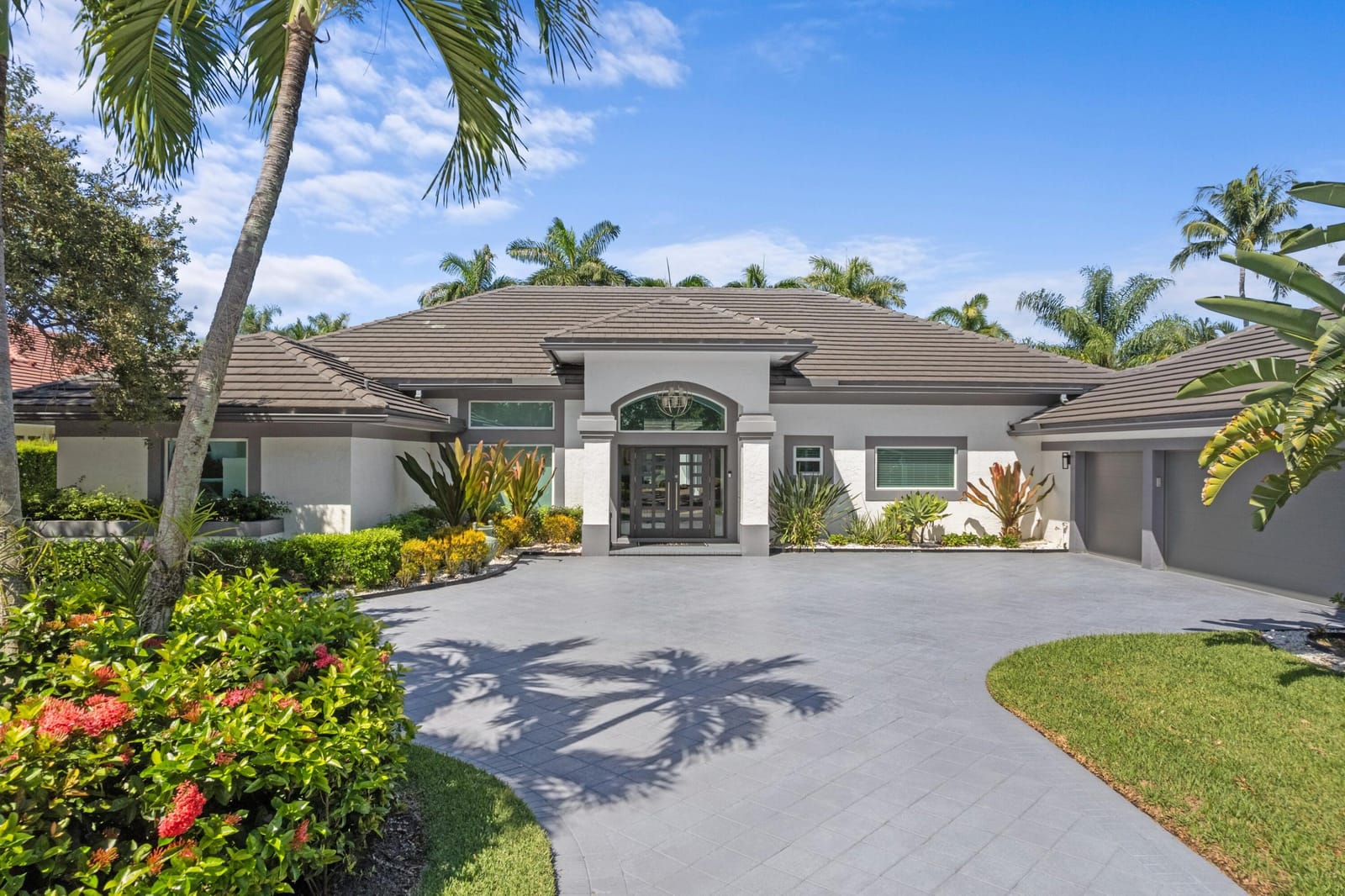 2701 Tecumseh Drive, West Palm Beach, FL 33409 photo 2