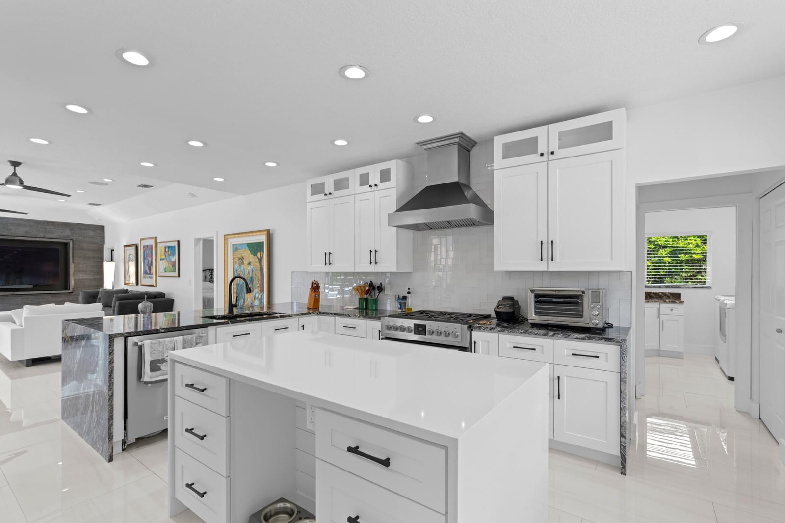 2701 Tecumseh Drive, West Palm Beach, FL 33409 photo 8