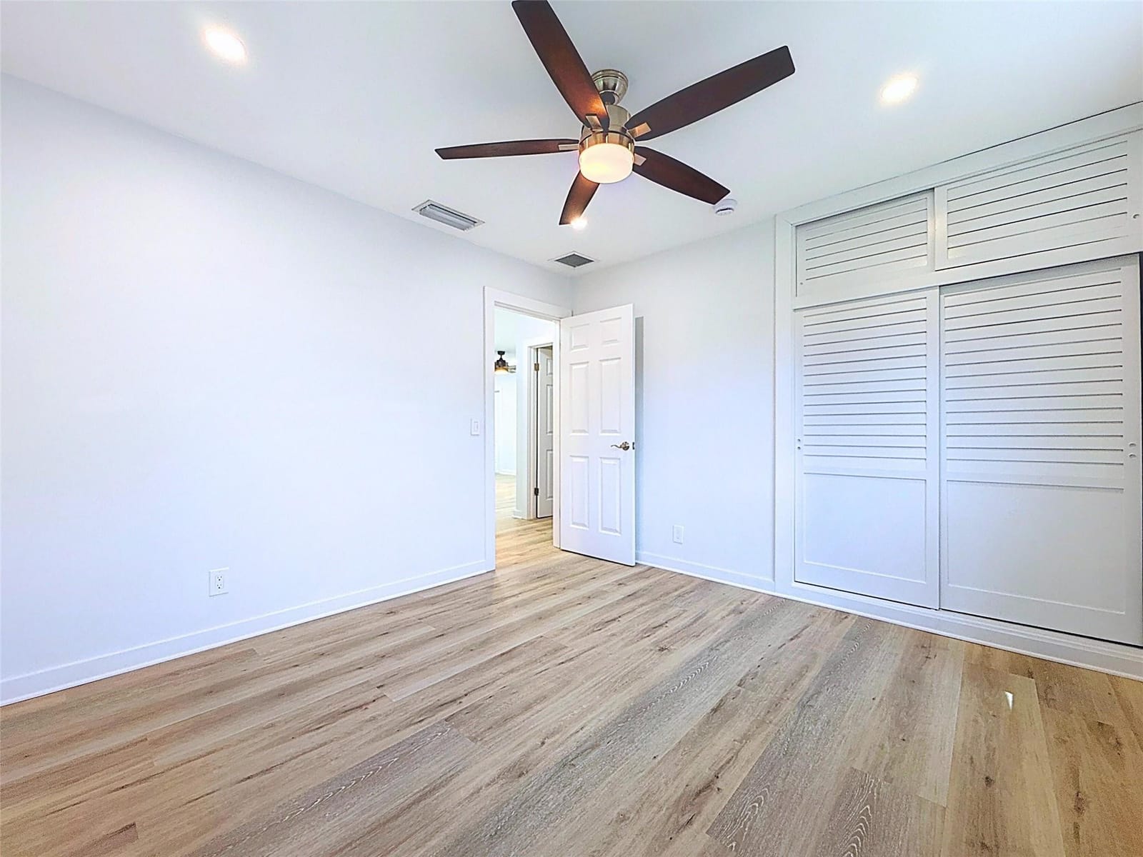 12 SW 13th Court — photo 10