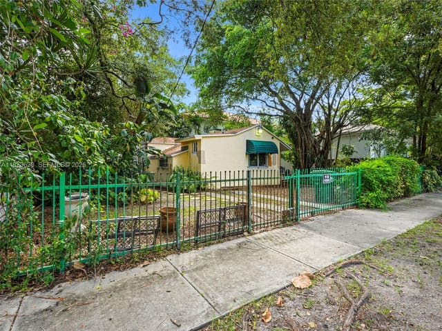 2295 SW 16th Court, sold in Brickells Flagler, Miami, FL