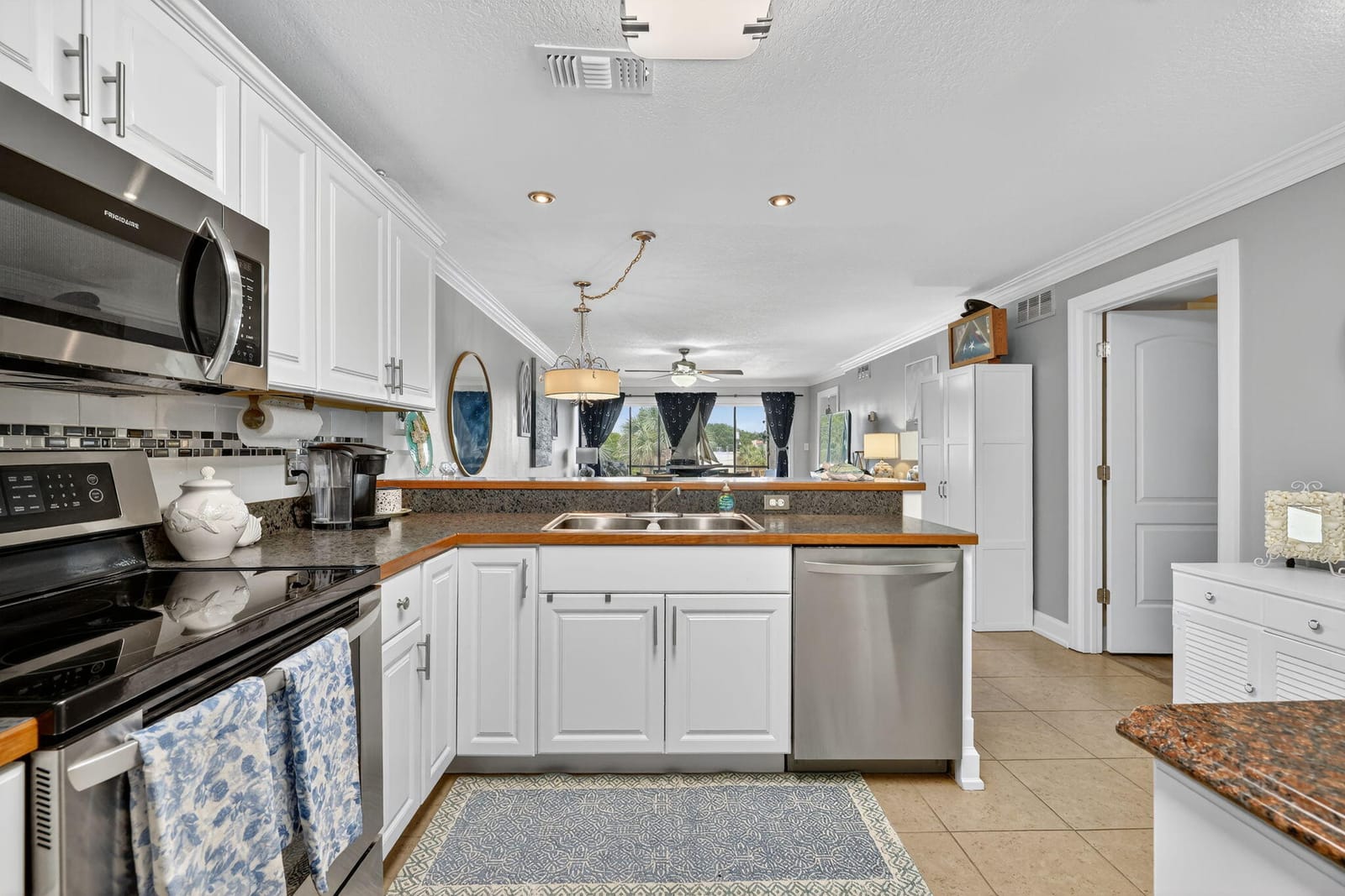 2050 Oleander Boulevard 1303, Fort Pierce, FL 34950 photo 3