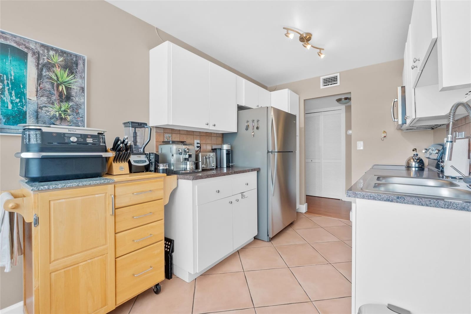1849 S Ocean Drive 215, Hallandale Beach, FL 33009 photo 19