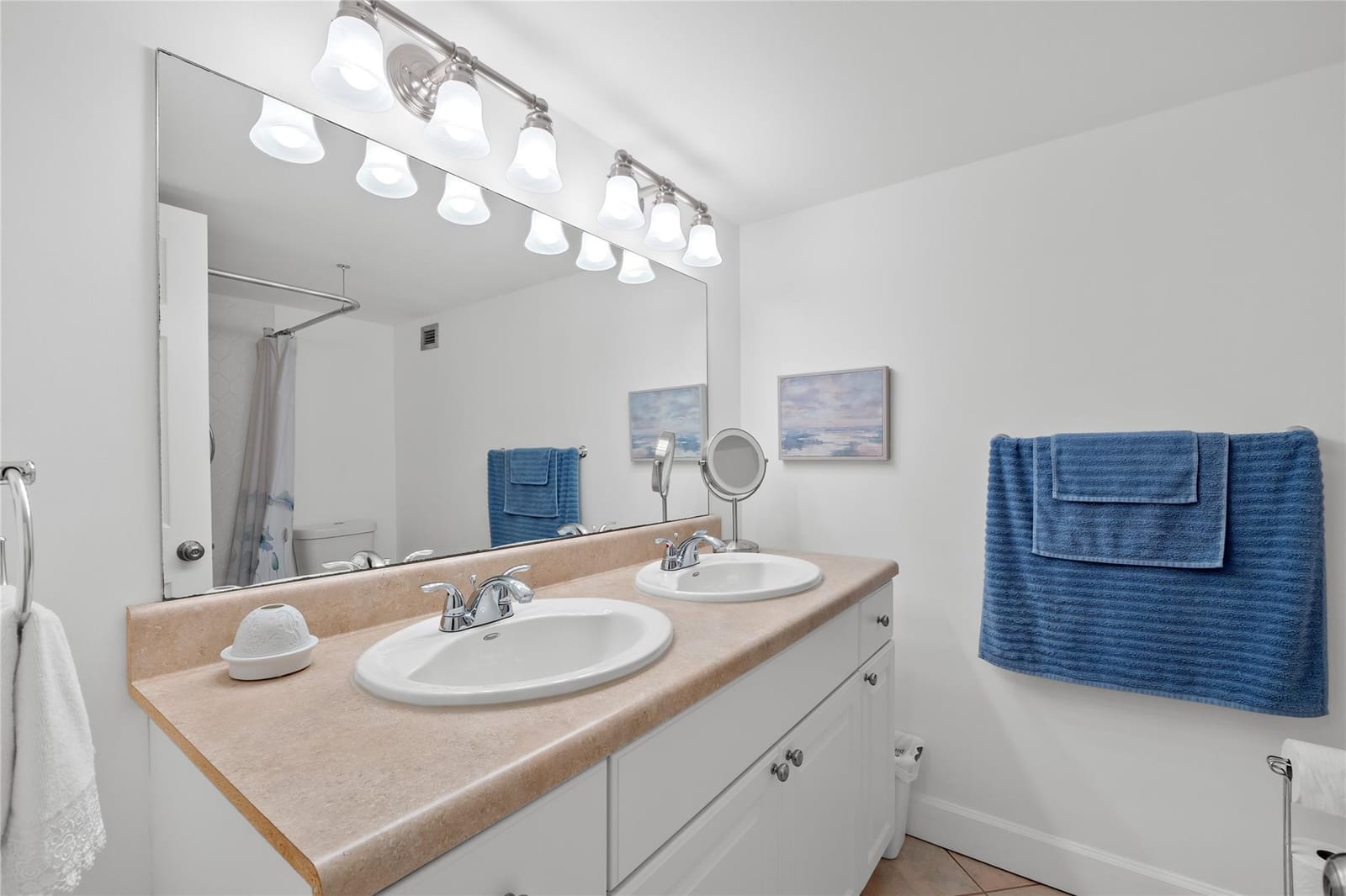 1849 S Ocean Drive 215 — photo 8