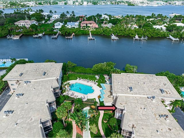 3605 S Ocean Boulevard 312, sold in Southgate, South Palm Beach, FL