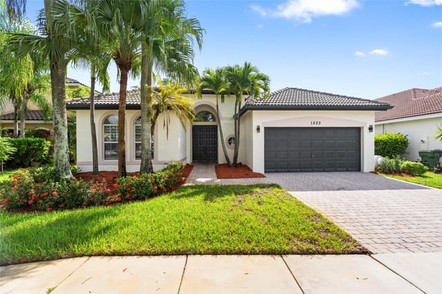 1523 SW 161st Avenue, Pembroke Pines, FL 33027