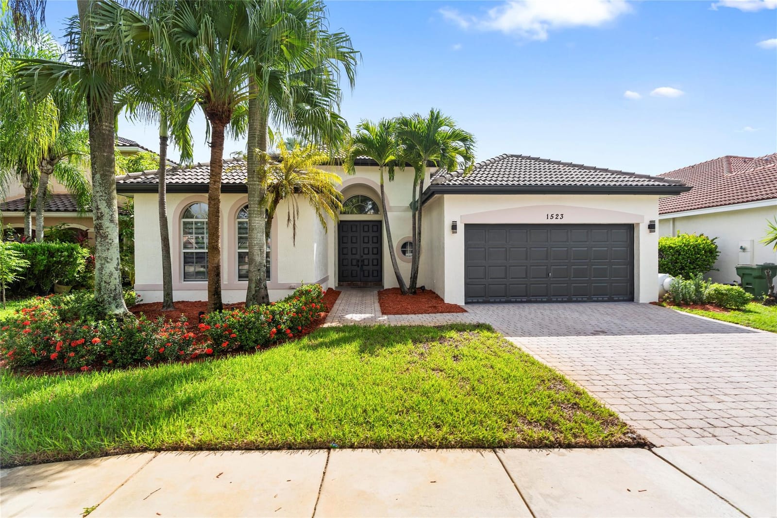 1523 SW 161st Avenue, Pembroke Pines, FL 33027