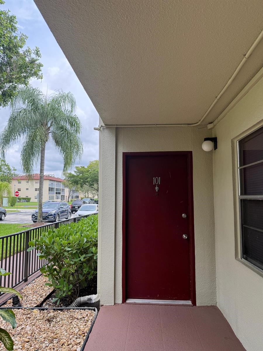 150 SW 134th Way 101R, Pembroke Pines, FL 33027, Pembroke Pines