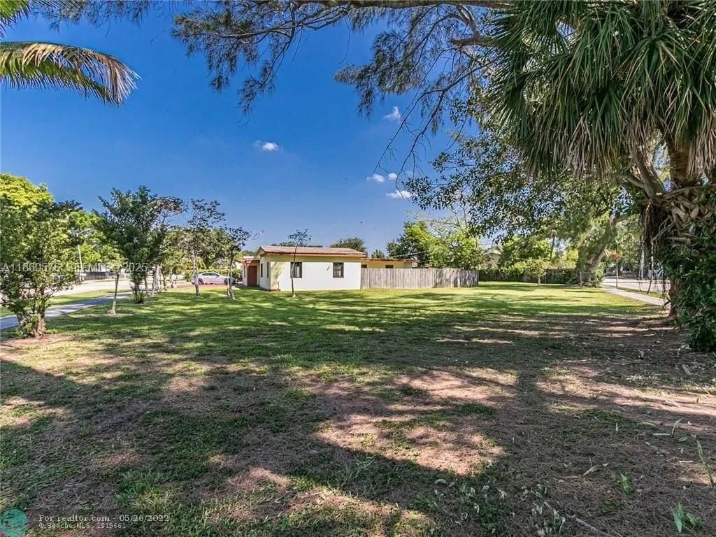 115 Marion Road, West Park, FL 33023 photo 5