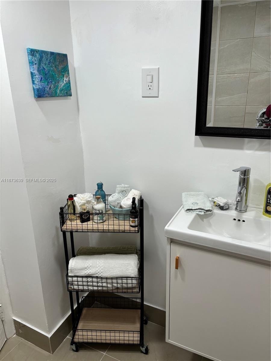 3475 N Country Club Drive 116, Aventura, FL 33180 photo 20