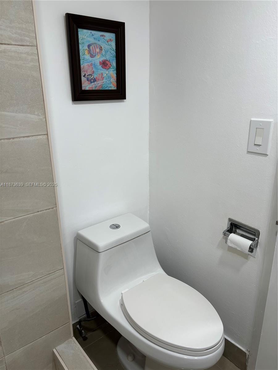 3475 N Country Club Drive 116, Aventura, FL 33180 photo 21