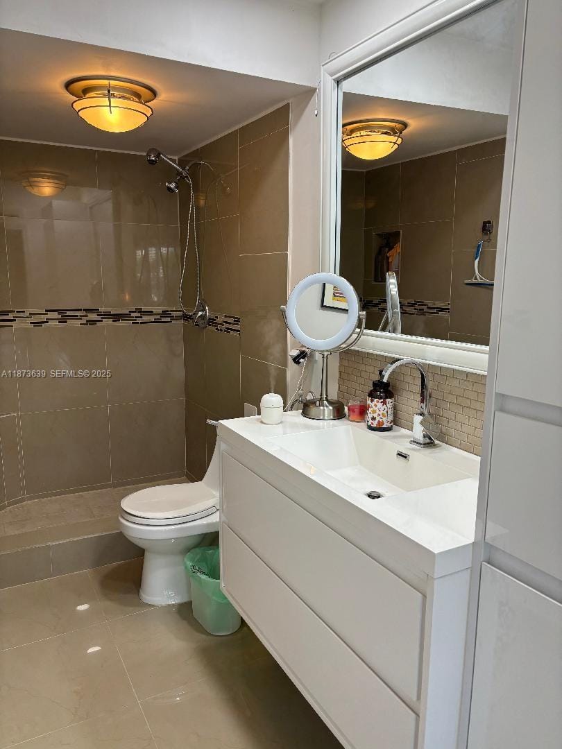 3475 N Country Club Drive 116, Aventura, FL 33180 photo 23