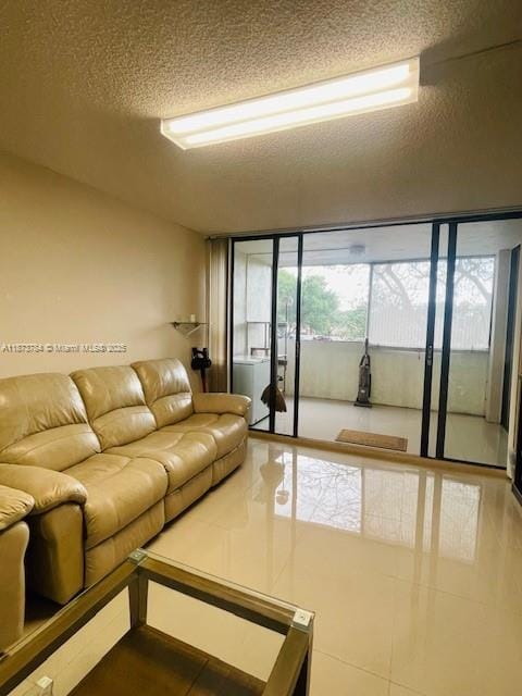 8441 Forest Hills Drive 204, Coral Springs, FL 33065