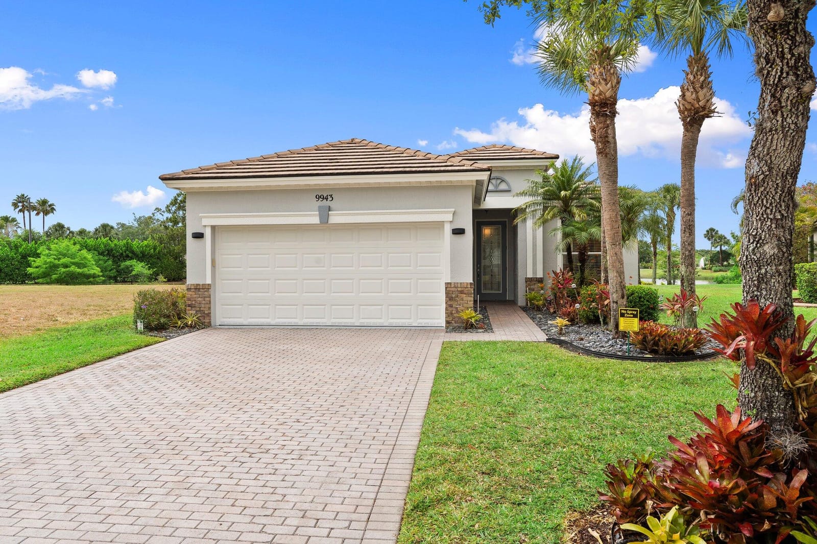 9943 SW Stonegate Drive, Port St. Lucie, FL 34987