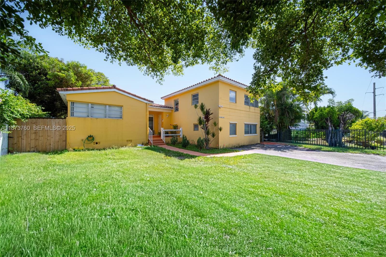 3340 SW 7th Street, Miami, FL 33135 photo 2