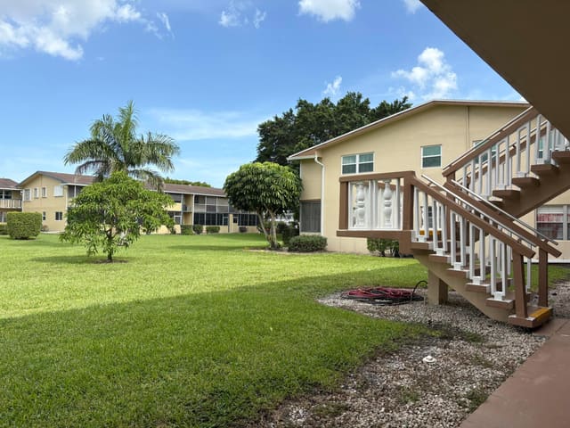 213 Chatham K, sold in Chatham Condos, West Palm Beach, FL