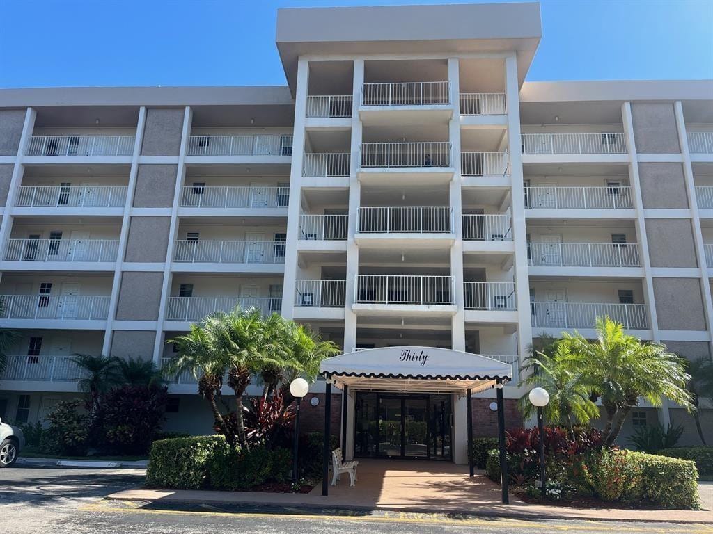 2851 S Palm Aire Drive 109, Pompano Beach, FL 33069 photo 14