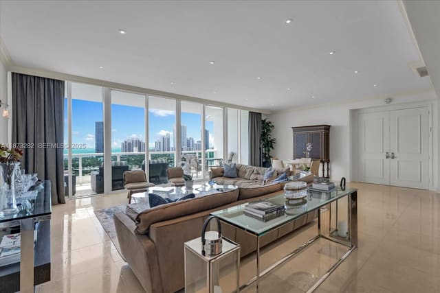 20155 NE 38th Court 2002, Aventura, FL 33180