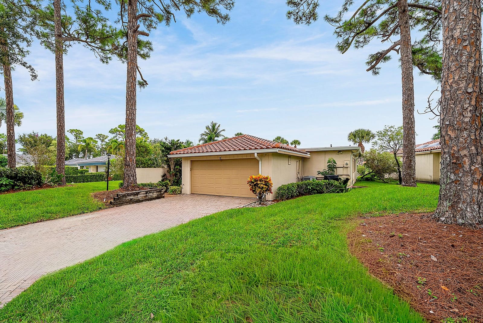 6 Woods Lane, Boynton Beach, FL 33436 photo 3