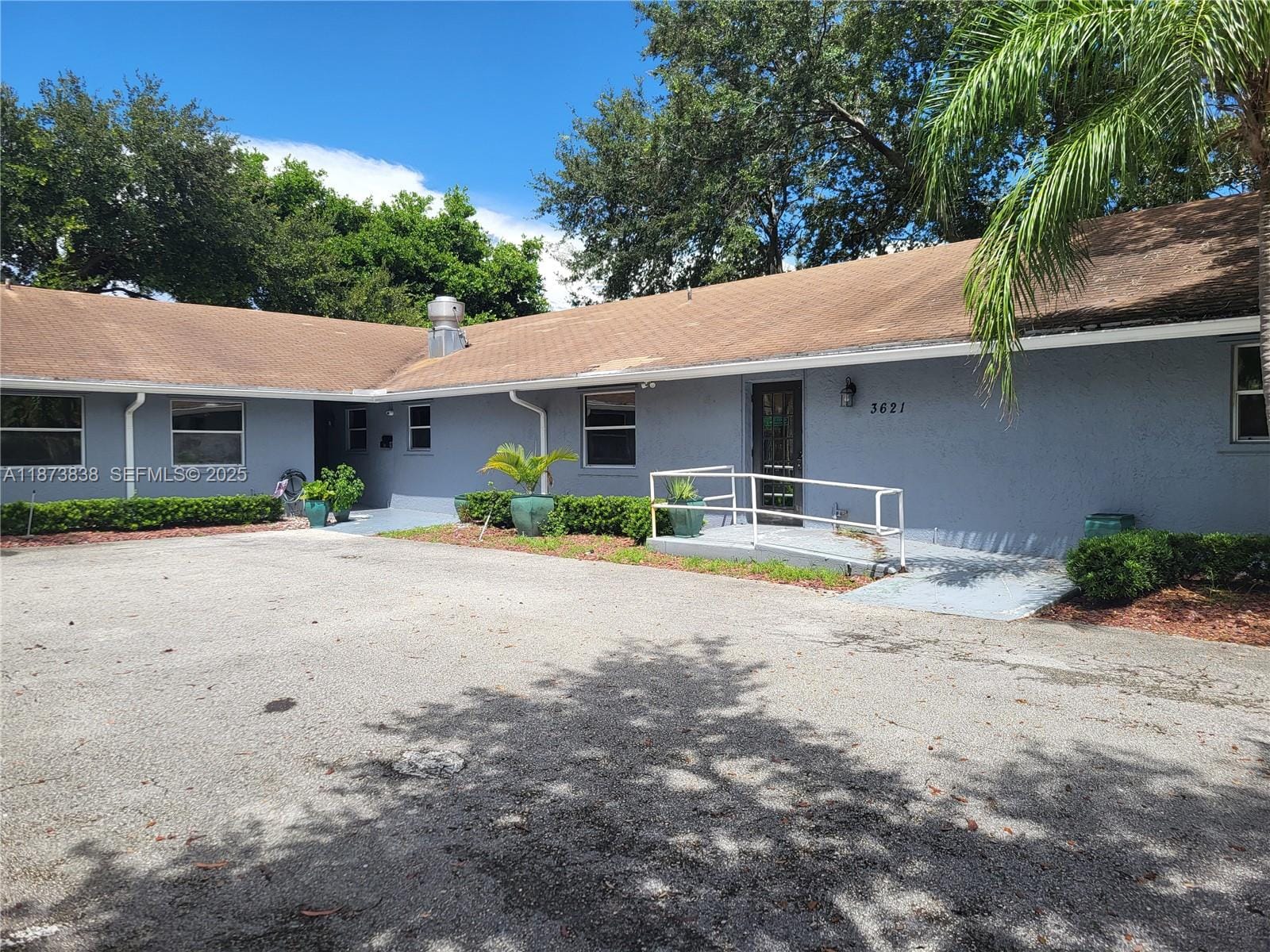 3621 NW 90th Terrace — photo 3