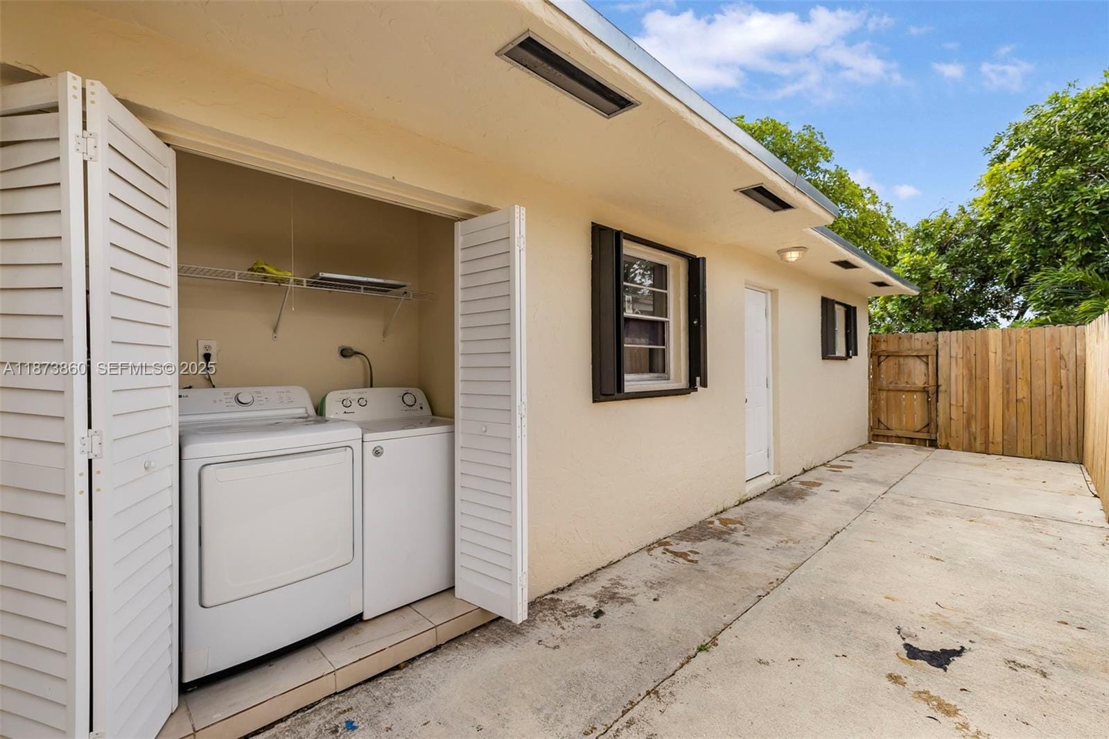 2033 Dewey Street, Hollywood, FL 33020 photo 14